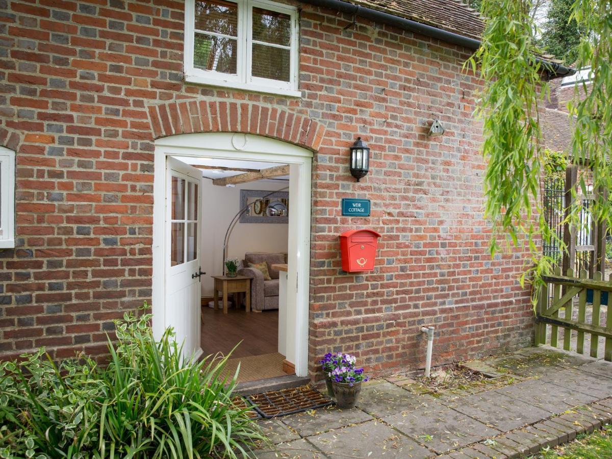 Weir Cottage Maidstone Exterior foto